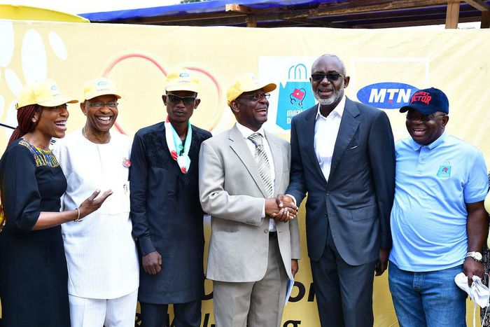 A healthy December for market users