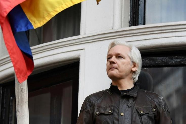 Wikileaks founder Julian Assange is seeking to have the US unveil charges he believes have been prepared against him