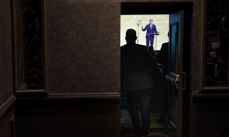 De Blasio May Be Running for President, if Only People Would Listen