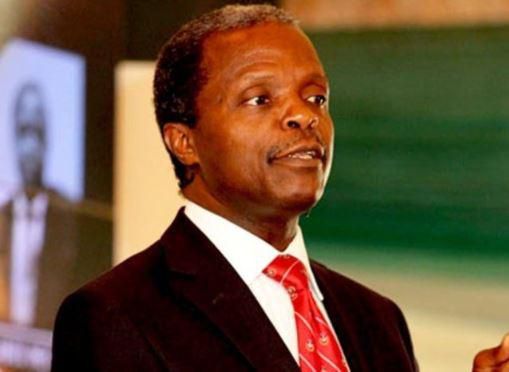 Vice prsident Yemi Osibanjo donates N1M to Baba Suwe who is down with diabetes [Credit: BuzzNigeria]