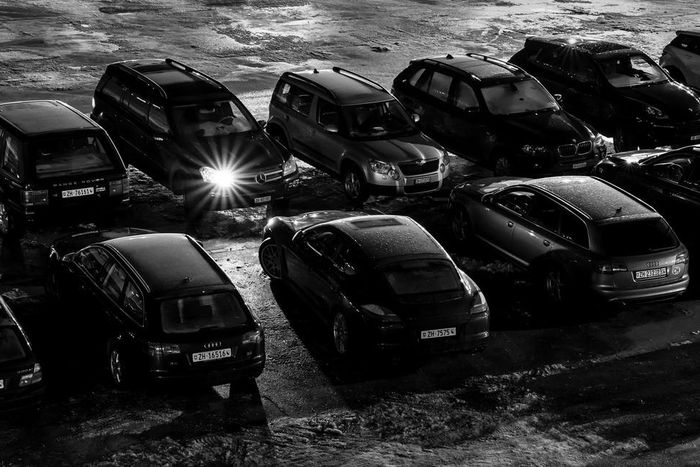 In Lagos, it seemed like a day cut out from a presidential rally until a man and a woman turned up dead in their vehicle in the morning of Saturday, February 9, 2019. [Flickr]