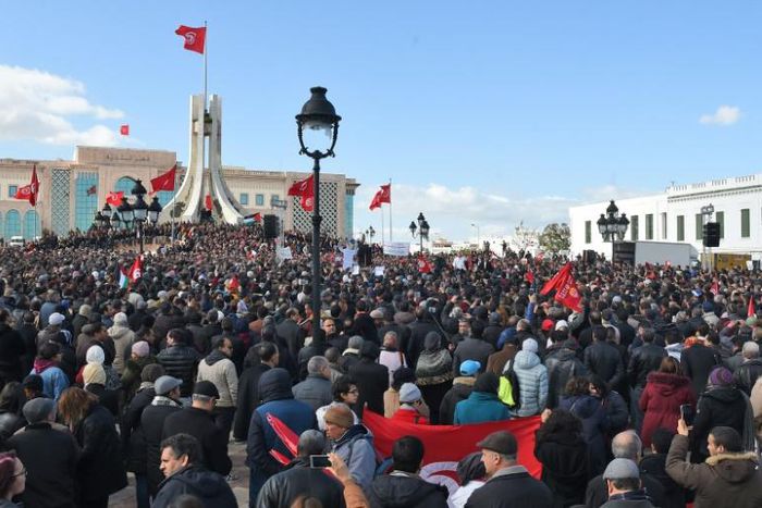 Tunisian teachers protest outside the prime minister's office in the capital Tunis on February 6, 2019