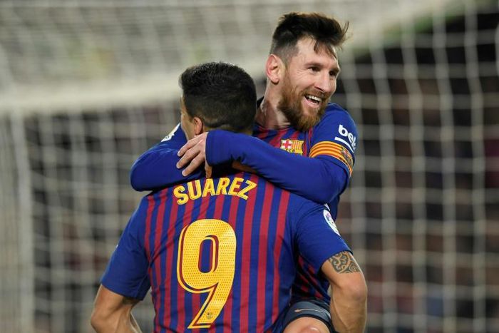 Holders Barcelona thrashed Sevilla 6-1 on Wednesday to reach the final