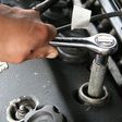 How to change spark plugs