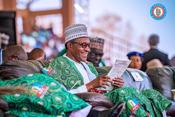 Buhari meets Ekiti traditional rulers, seeks support for re-election