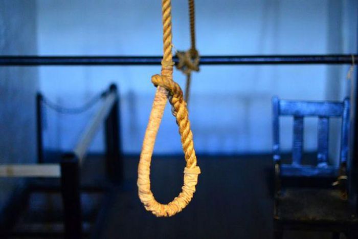 Muslim inmate's execution is blocked over denial of request for Imam