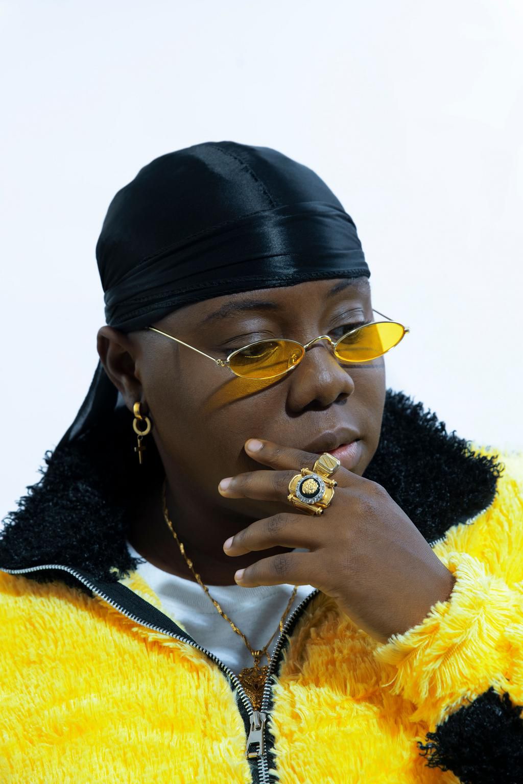Teni the Entertainer channels the legendary Missy Elliot in nineties inspired 'Bad Boy' photoshoot