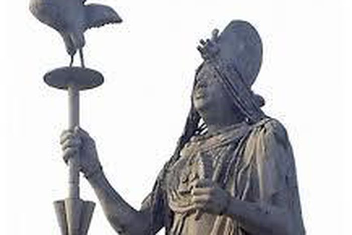 Statue of the first and only Ooni of Ife, Ooni Luwoo [Socdaily]
