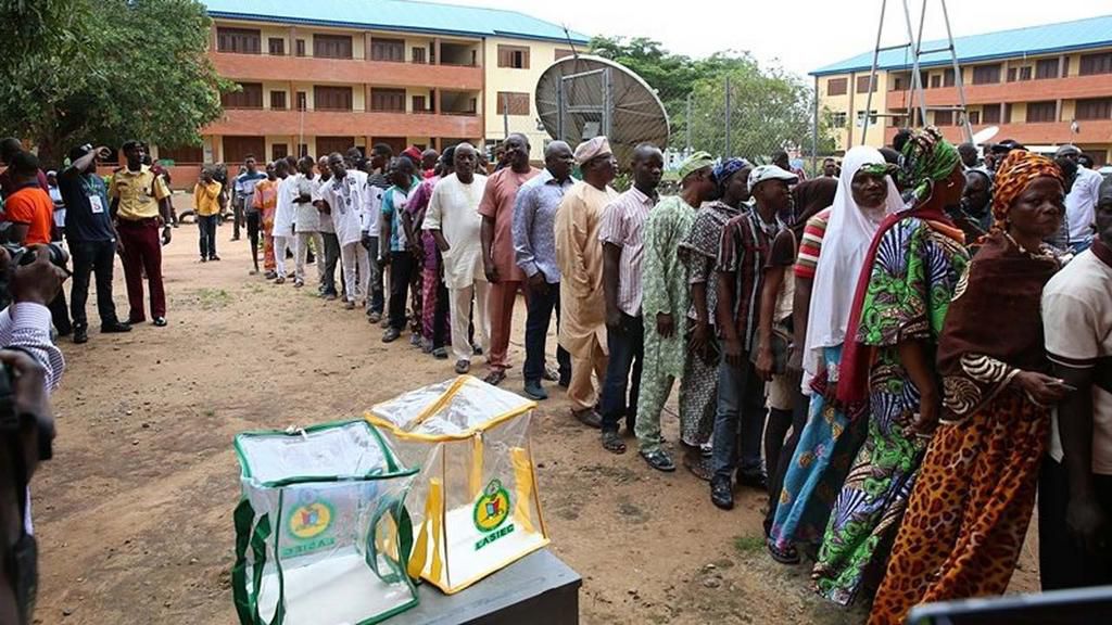 Lagosians line up to cast their votes [Guardian]