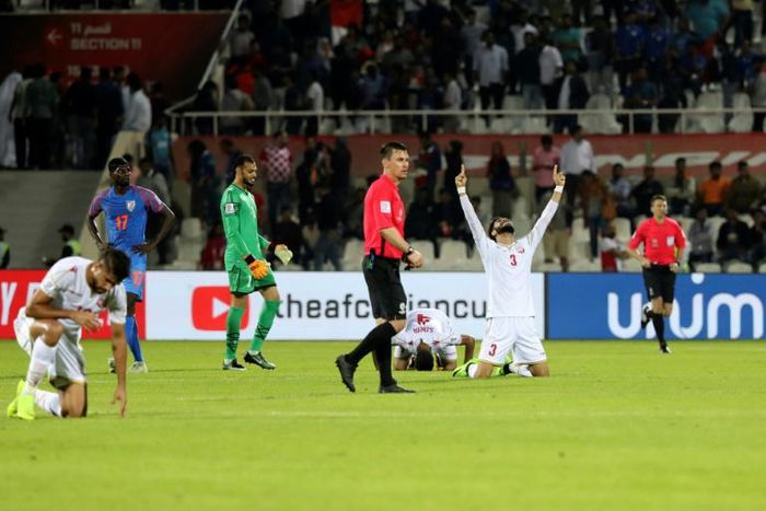 Bahrain celebrate last-gasp win over India in Asian Cup