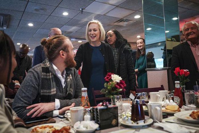 Gillibrand road tests 2020 campaign themes, at a diner close to home