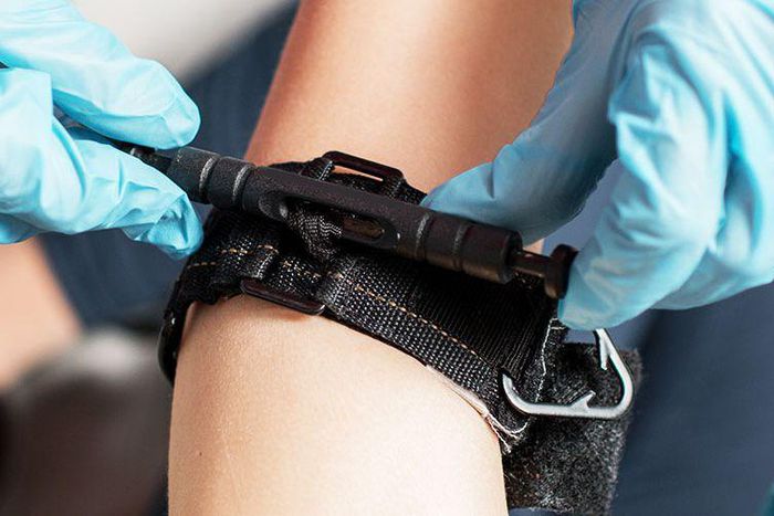 Treat a Victim of a Gunshot Wound