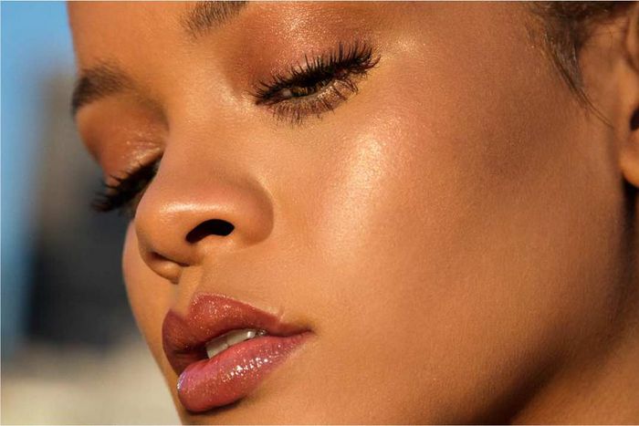 The reviews are in and the Fenty Beauty concealer is a massive hit among beauty fans