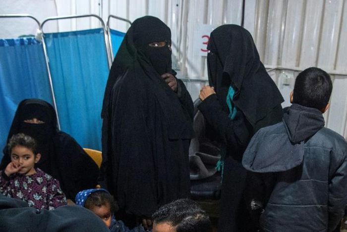 The lawyer for a runaway UK teenager who joined IS in Syria but now wants to return home with her newborn child says Britain has a responsibility to allow their return