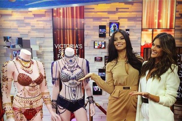 Victorias Secret Angels Show off the fantasy bras