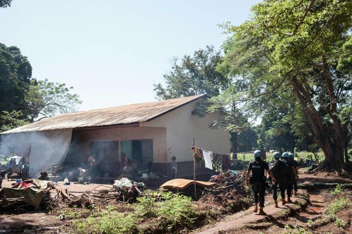 With the fighting in Bakouma, several thousand people fled to the town of Bangassou, which lies about 100km away and has a camp for internally displaced people