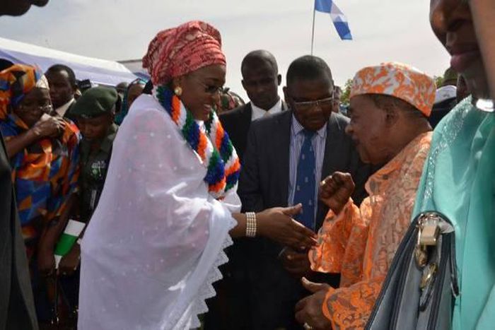 President's wife, Aisha Buhari, exchanging pleasantries with the Alaafin of Oyo, Oba Lamidi Olayiwola Adeyemi.