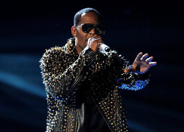 Why it could be hard to mute R. Kelly
