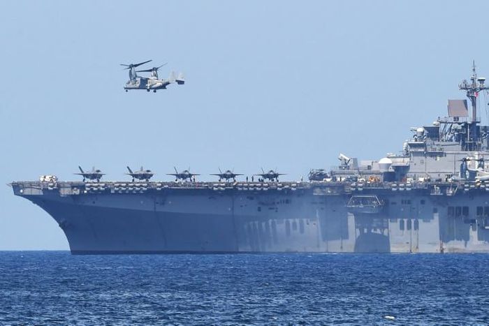 A US V-22 Osprey takes off from the USS Wasp suring amphibious landing exercises as part of the annual joint US-Philippines military exercise