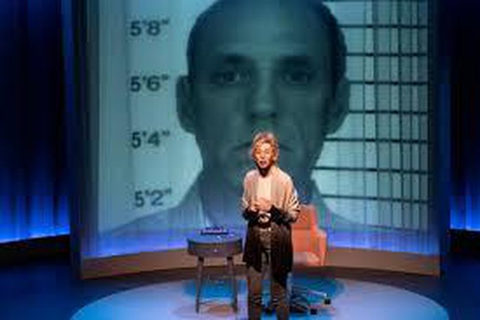 Review: 'Smart Blonde' revisits a classic star of old Hollywood