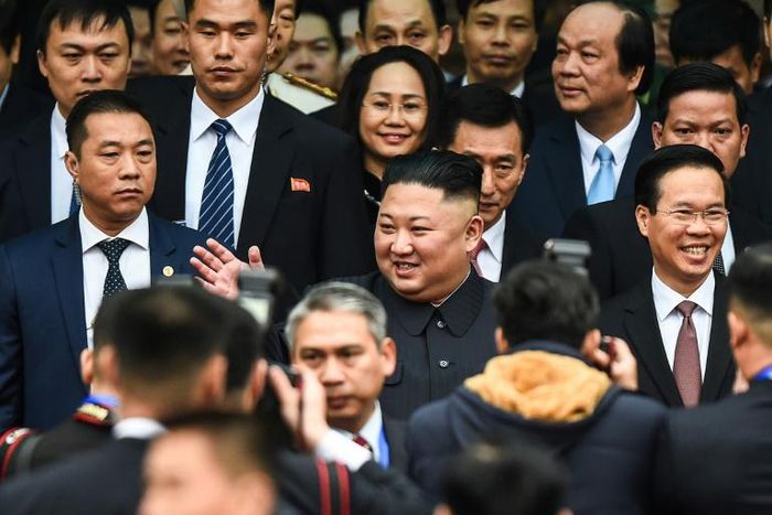 North Korean leader Kim Jong Un was surrounded by aides and bodyguards