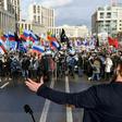 Thousands of people demonstrated Sunday in central Moscow to demand internet freedom in Russia.