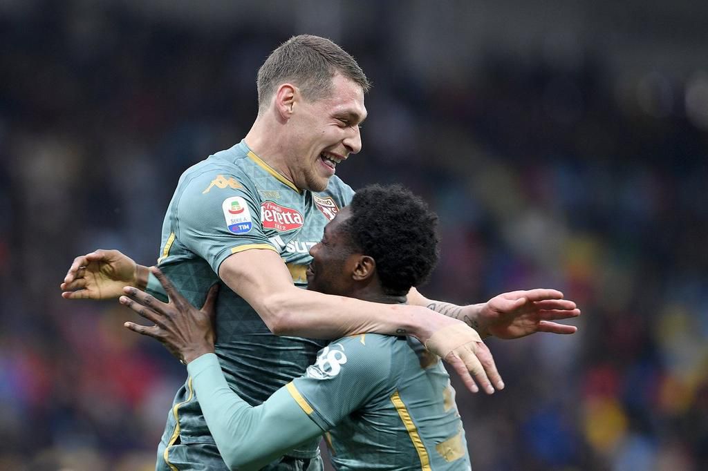 Ola Aina and Andrea Belotti (Twitter/Torino)