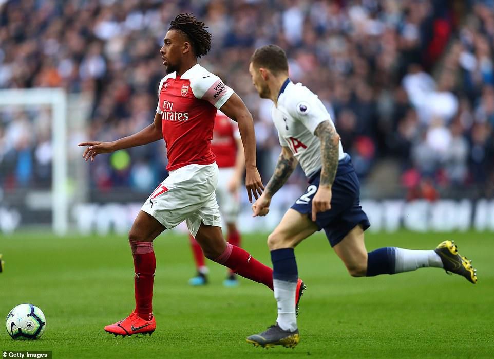 Alex Iwobi and Kieran Trippier  (Getty Images)