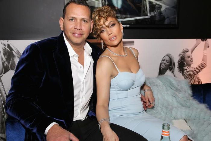 A-Rod Grabs J.Lo's Butt Amidst Cheating Rumors