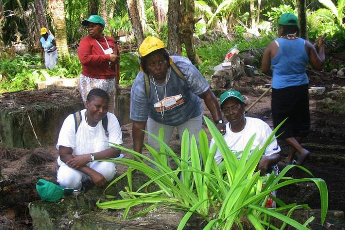 Britain allowed a few of the evicted Chagossian islanders back for a brief visit in 2006