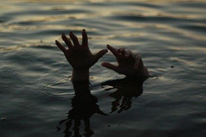 ___6786588___https:______static.pulse.com.gh___webservice___escenic___binary___6786588___2017___6___5___15___Man-Drowns