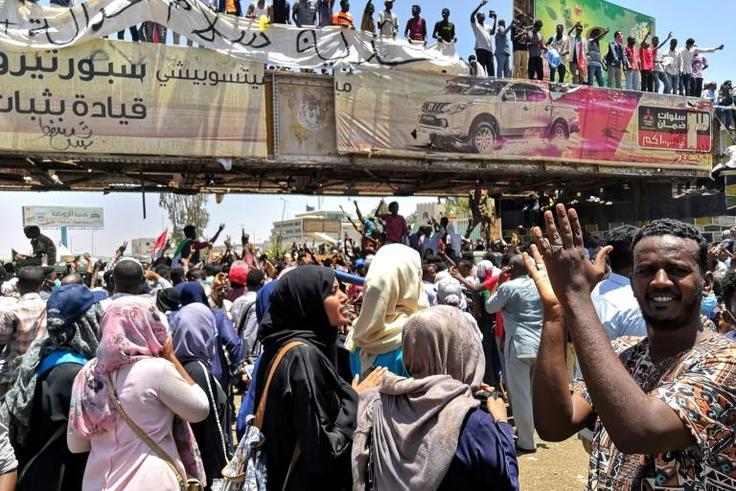Sudanese protesters rally have been camped for four days outside the army headquarters in Khartoum, defying attempts to disperse them