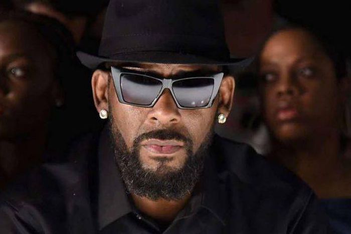 R. Kelly comes out swinging in TV interview: 'I make mistakes, but I'm not a devil'