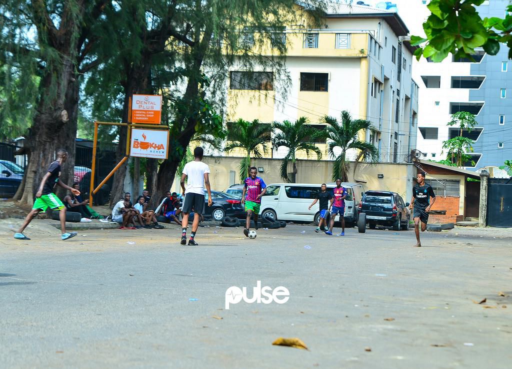A game of monkey post in Victoria Island at the Gubernatorial election in Lagos in March, 2019 (Pulse Nigeria)