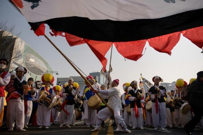 Seoul's ties with Tokyo have remained icy due to bitter disputes over history and territory stemming from Japan's 1910-45 colonial rule of the Korean peninsula