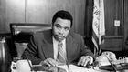 Kenneth Gibson, Newark mayor who broke race barrier in Northeast, dies at 86