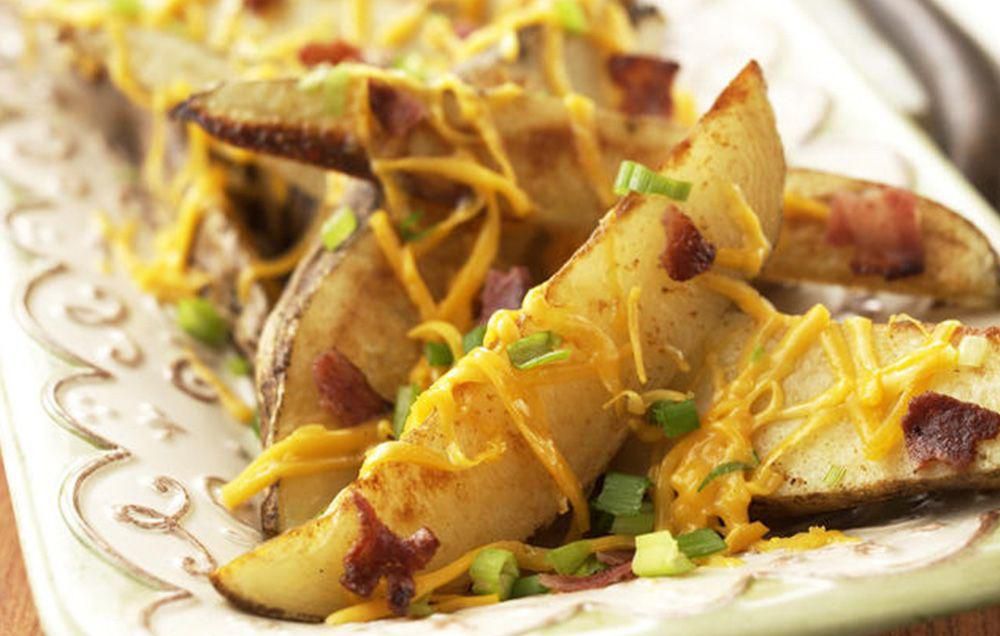 CHEDDAR BACON POTATO WEDGES