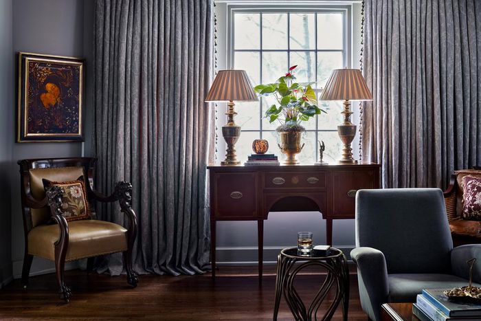 An Ex-Quarterback Goes With His Gut