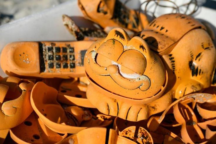 The group had long suspected a lost shipping container was to blame for the plastic pieces of the novelty landline phones, that have plagued the northern Finistere beaches