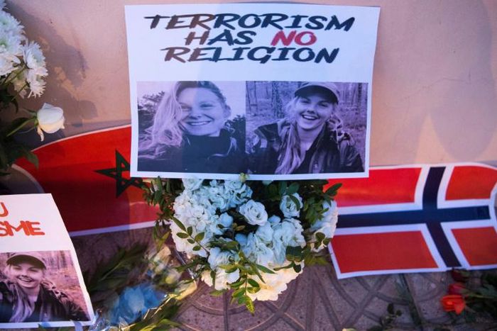 Moroccans paid tribute to Danish student Louisa Vesterager Jespersen (L) and Norwegian Maren Ueland after they were murdered