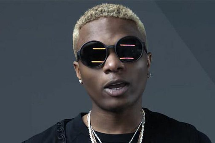 Wizkid and Drake perform at the O2 Arena in London. (YouTube)