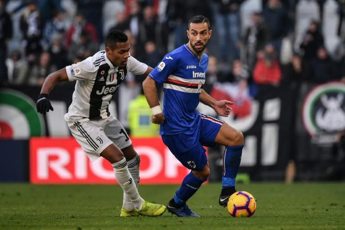 Sampdoria forward Fabio Quagliarella (R) has scored 21 goals in 28 league games to top Serie A ahead of Cristiano Ronaldo