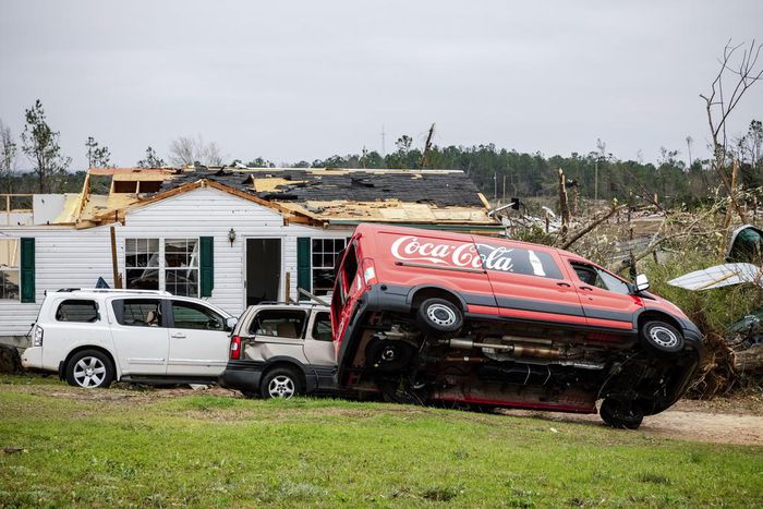 A Tornado Warning Gave Alabamians 12 Minutes to Prepare. 23 People Died Anyway.
