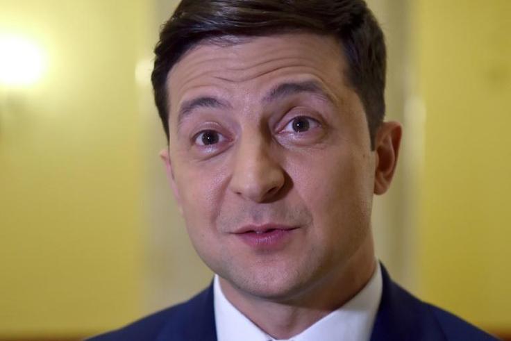 Actor Volodymyr Zelensky's presidential bid started as a long shot but he has leapfrogged establishment politicians amid public frustration over corruption and stagnating living standards