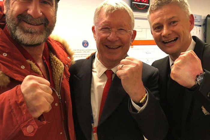 Eric Cantona and Sir Alex Ferguson joined Ole Gunnar Solskjaer Manchester United [Twitter/Manchester United]