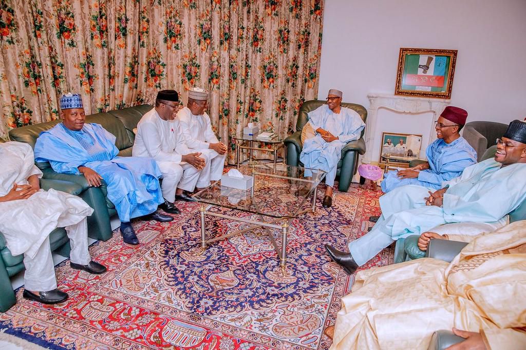 7 APC governors meet with president Muhammadu Buhari [Twitter/@NGRPresident]