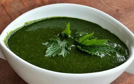 Ewedu soup in a bowl plate (abulaalacartenaani)