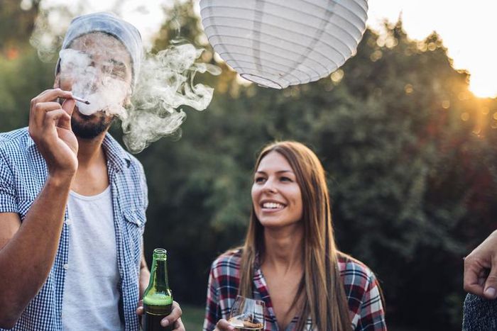 How Social Media Is Helping Recruit New Smokers