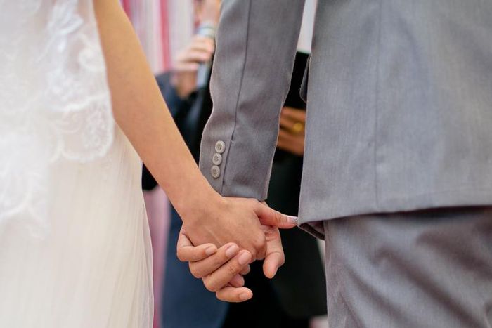 Watch Dr. Pimple Popper Remove a Large Back Cyst