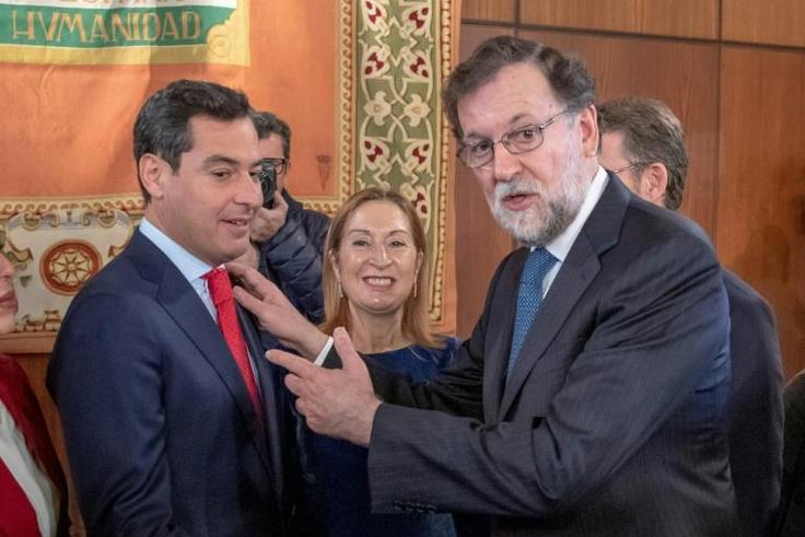 Former Spanish prime minister Mariano Rajoy (R) is testifying as a witness in the trial of Catalan separatist leaders